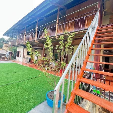 Tran Thuc Homestay-Ba Be Exteriör bild