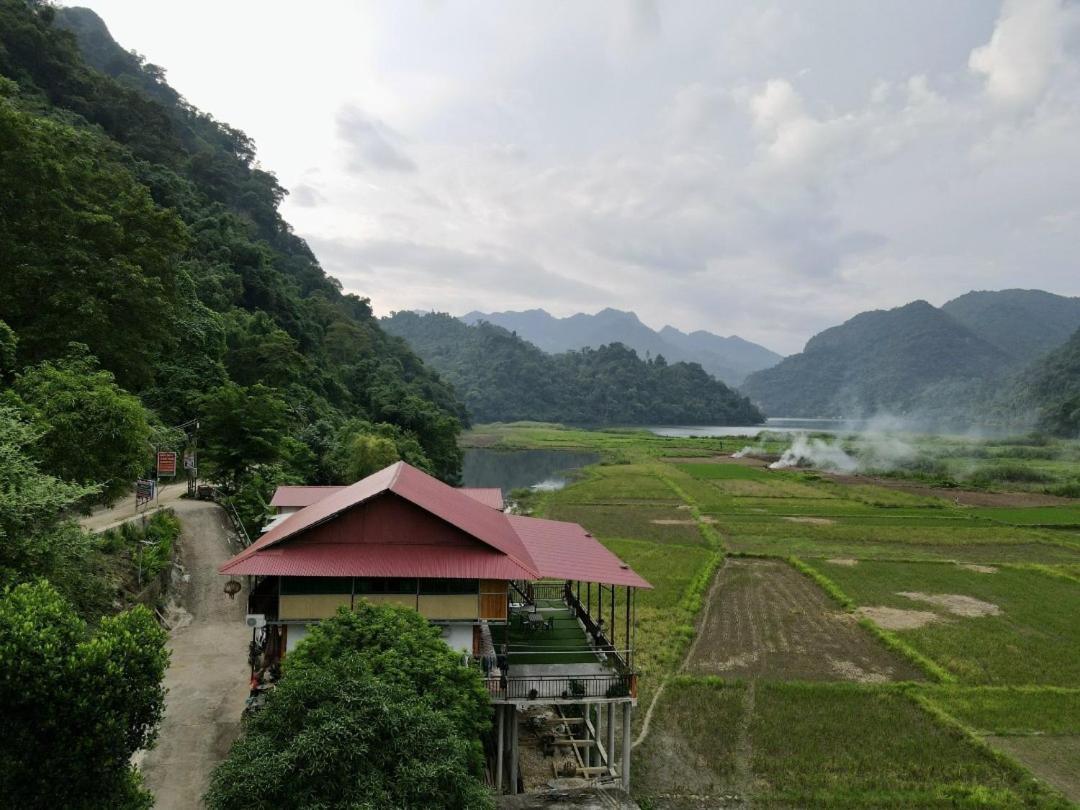 Tran Thuc Homestay-Ba Be Rum bild