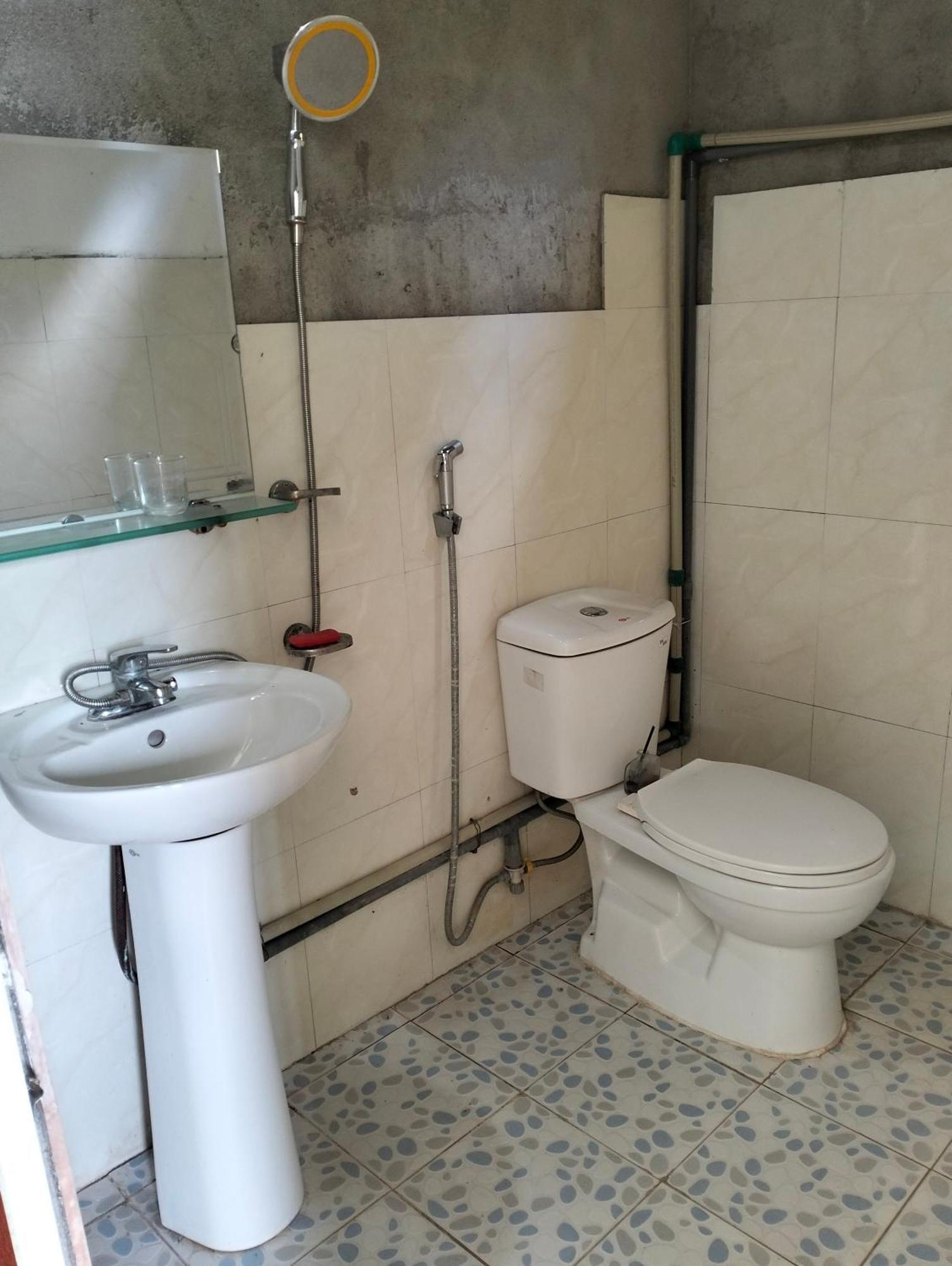 Tran Thuc Homestay-Ba Be Rum bild